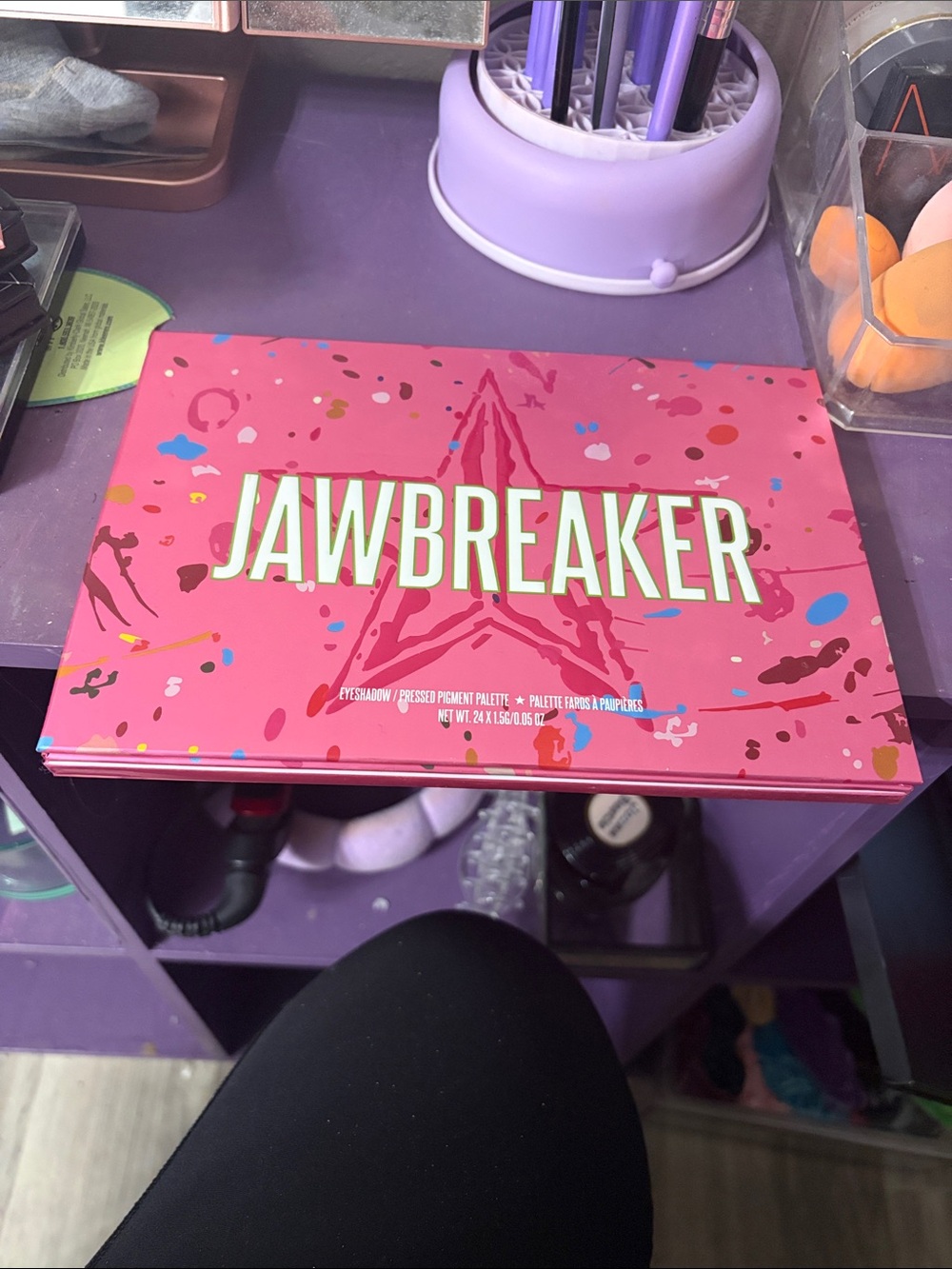 Jeffree Star Jawbreaker Eyeshadow Palette - Bright Pink with Multicolor Accents